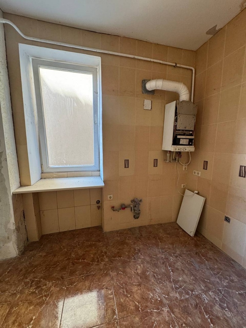 продажа трехкомнатной квартиры номер A-173832 в Приморском районе, фото номер 14